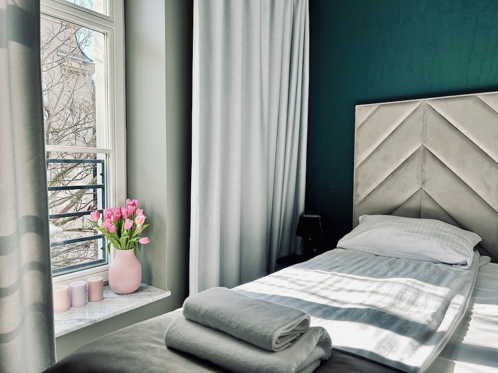Exclusive Apartment, 2 Bedrooms, Kitchenette photo 2