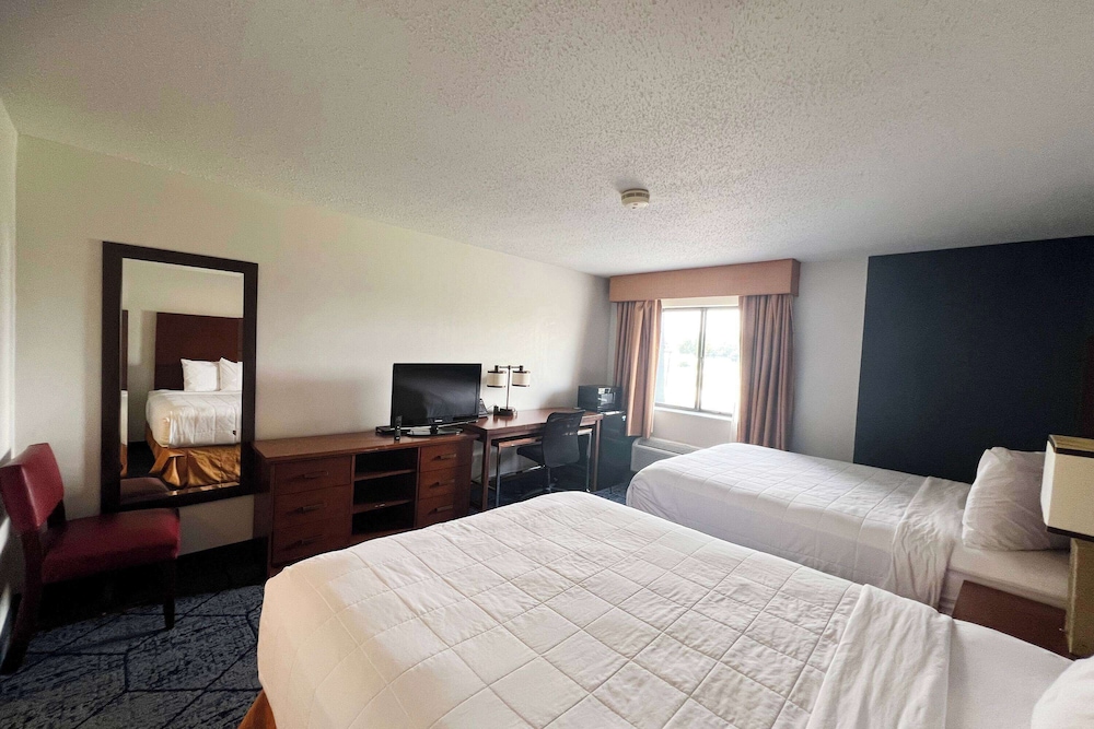 Room, 2 Double Beds, Non Smoking photo 1
