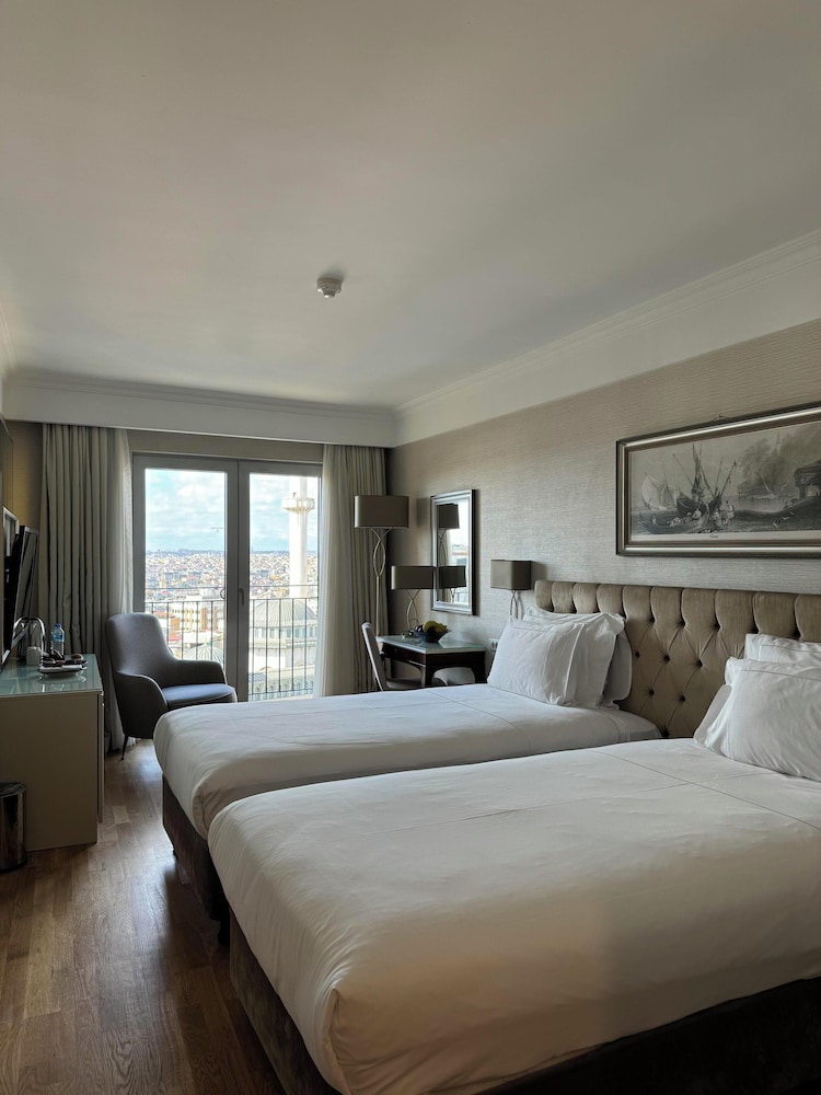 Deluxe Double or Twin Room, City View photo 1