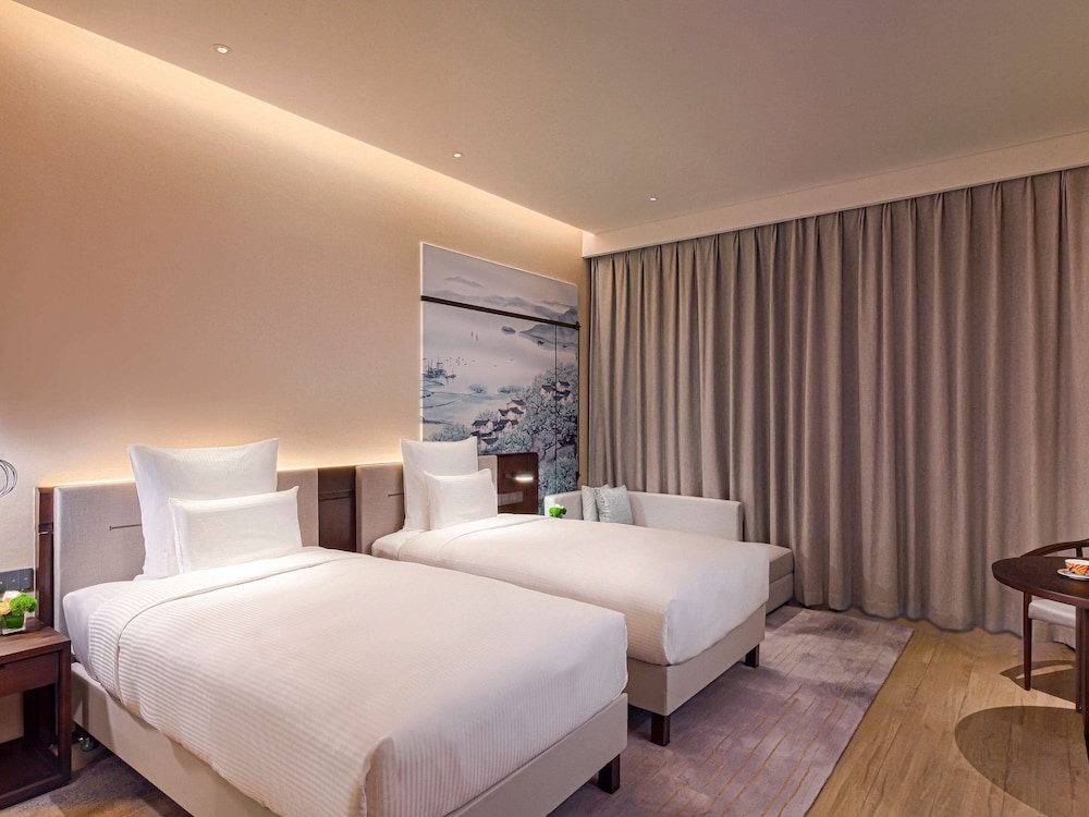 Superior Room, 2 Twin Beds - Photo 5