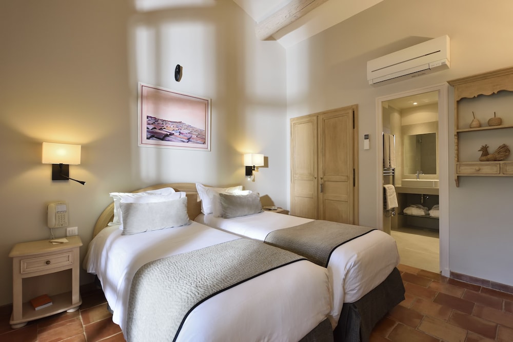 Double Room (Privilege) - Photo 5
