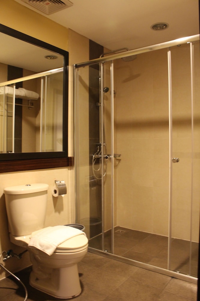 Studio Suite photo 3