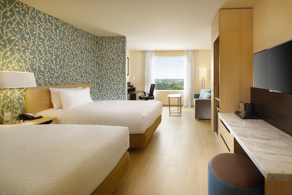 Studio, 2 Double Beds, City View photo 2