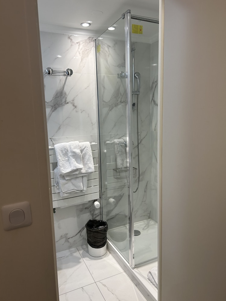 Classic Single Room