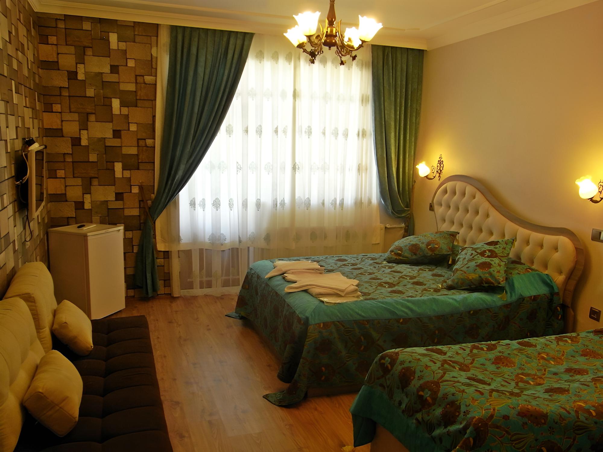 Deluxe Double Room photo 3