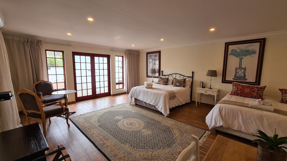 Luxury Room photo 2