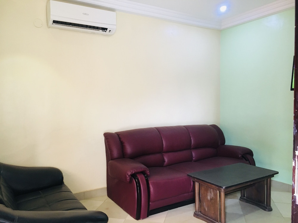 Executive Room - Photo 4