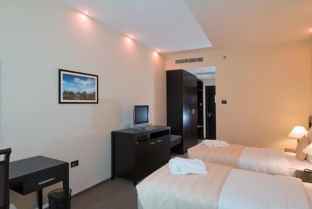 Standard double/twin mountain side room - Photo 2