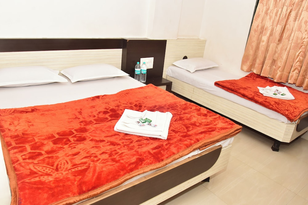 Triple Bed AC - Photo 7