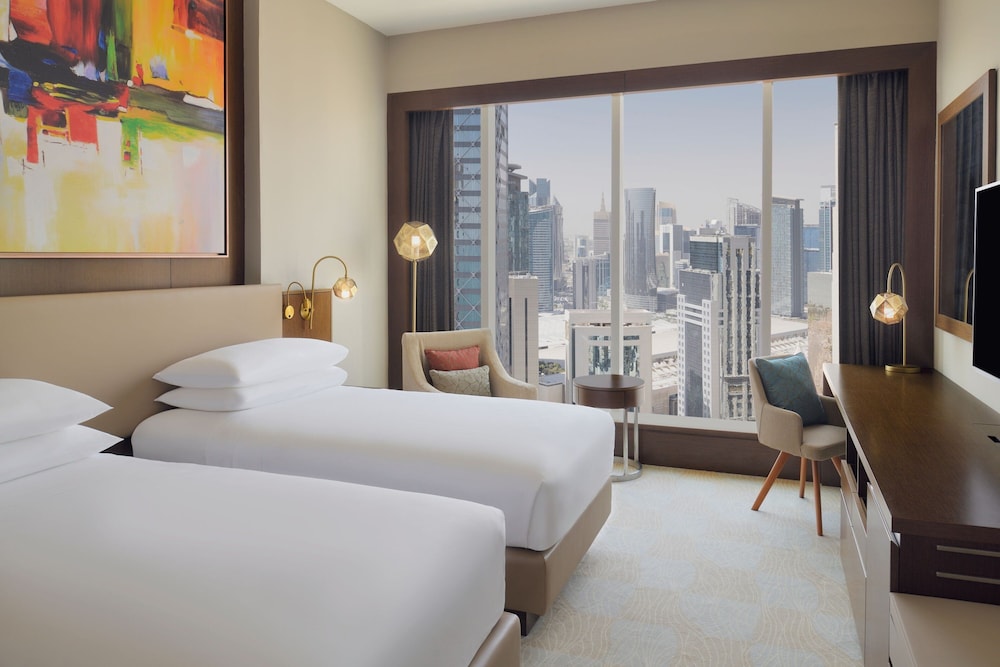 Deluxe Room, 2 Twin Beds (City View)