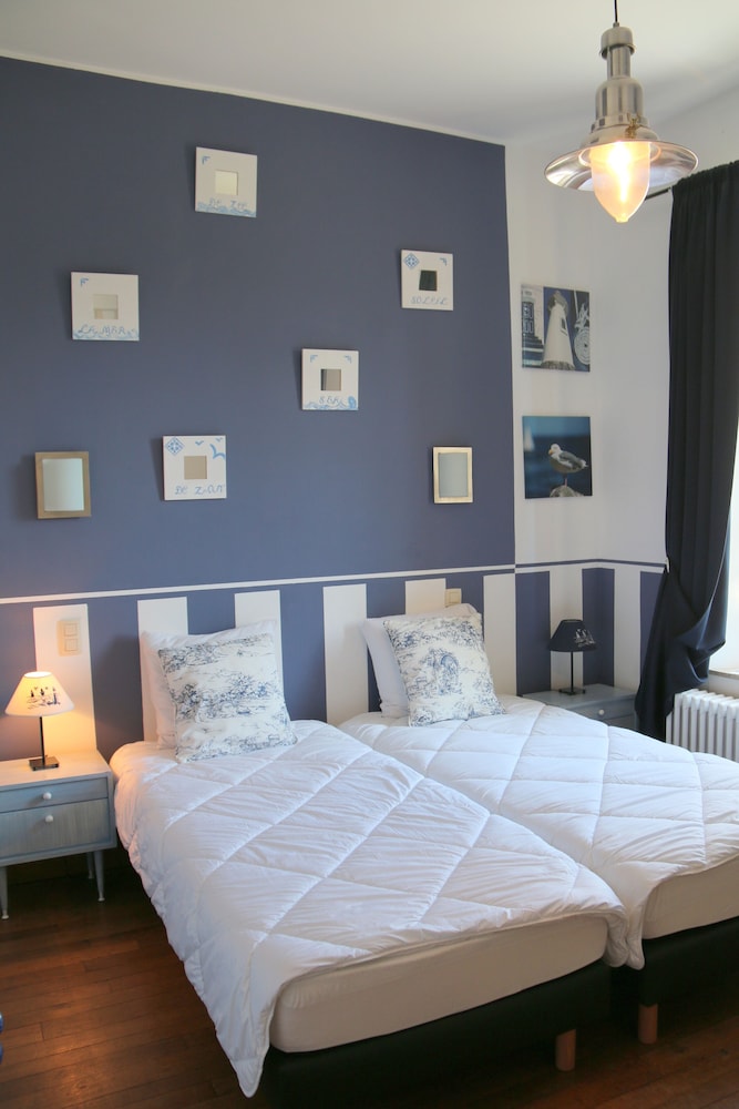Grand House photo 1