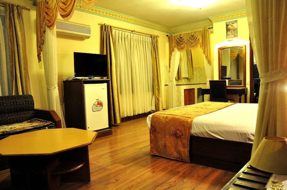 Deluxe Suite, 1 Bedroom, Non Smoking, City View