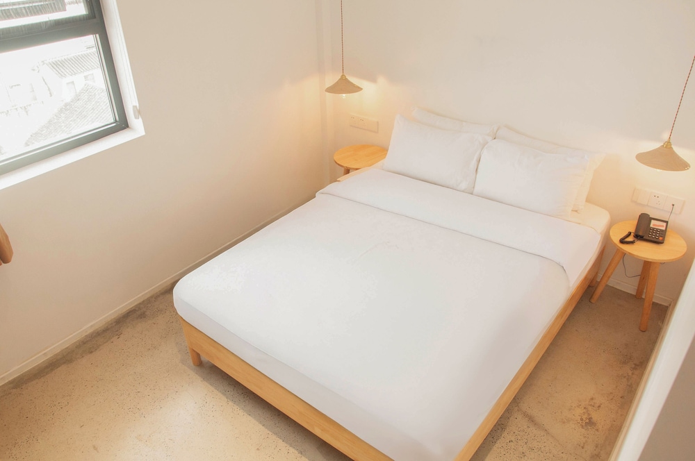 Standard Double Room, 1 Queen Bed, City View