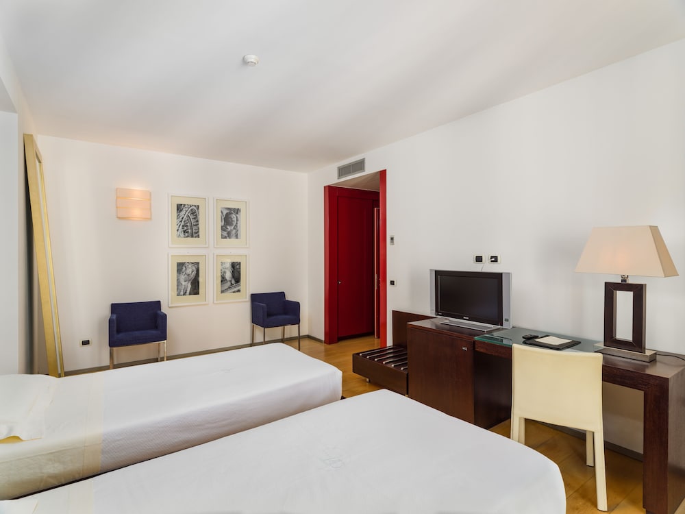Superior Double Room - Photo 6