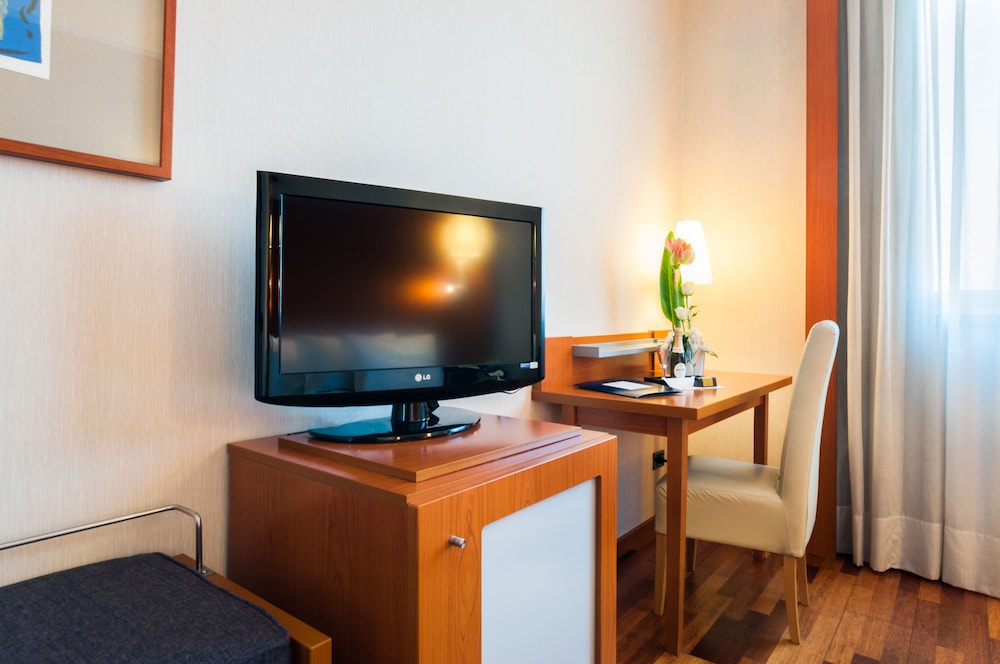 Double Room (Extra Beds, Parking Exterior Incluido) photo 3