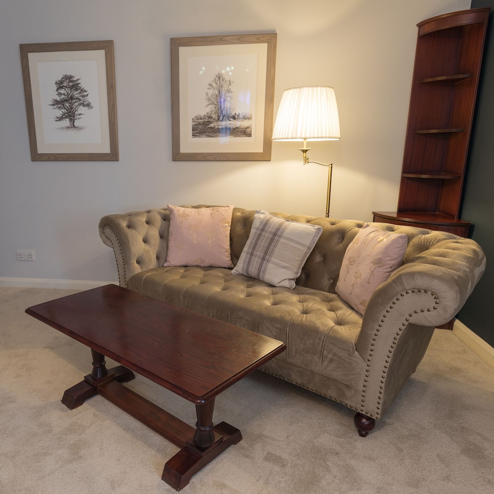 Superior Double Room, Ensuite (Large) photo 2