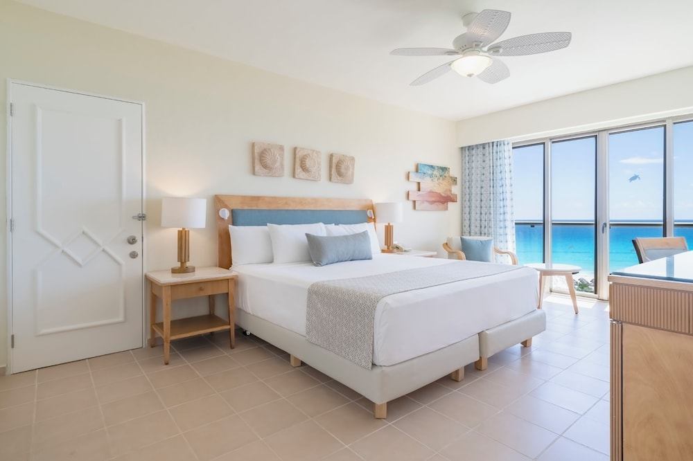 Suite, Ocean View (master)