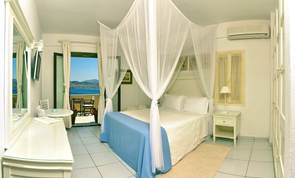Honeymoon Suite photo 1