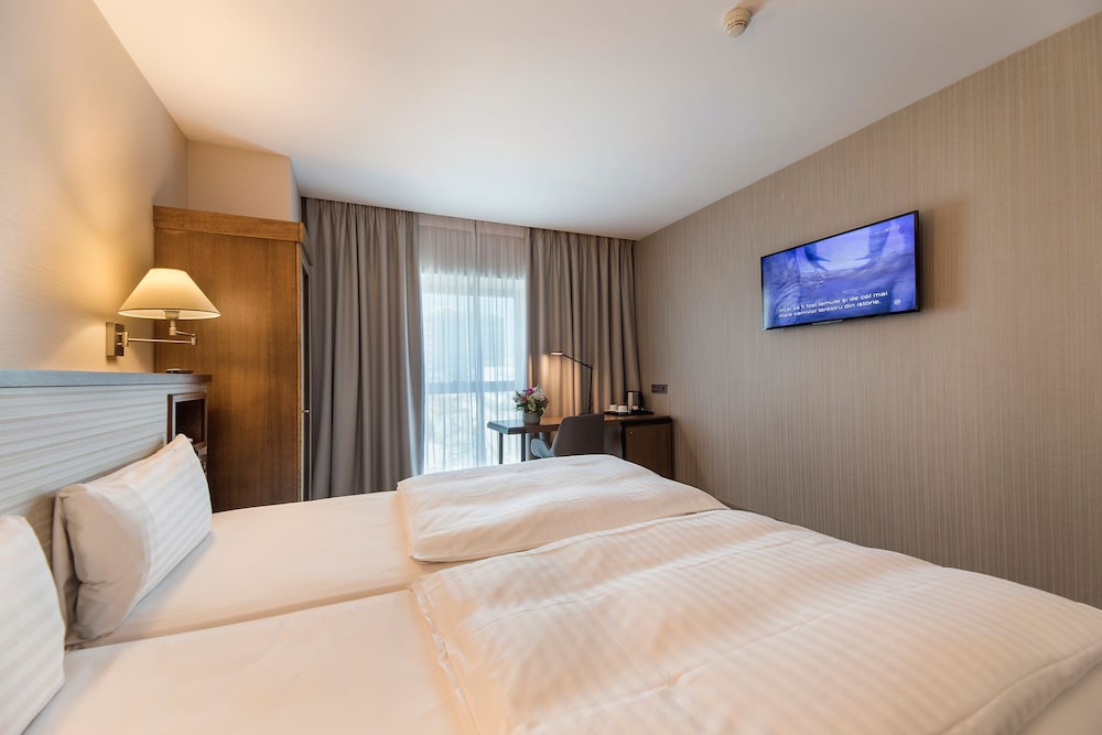 Superior Twin Room - Photo 2
