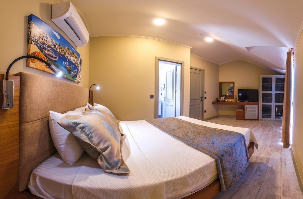 Standard Double Room photo 2