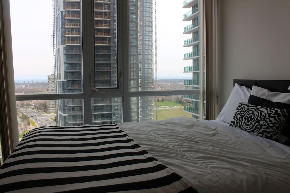 Deluxe Corner Suite - By Elite Suites, Billede 19