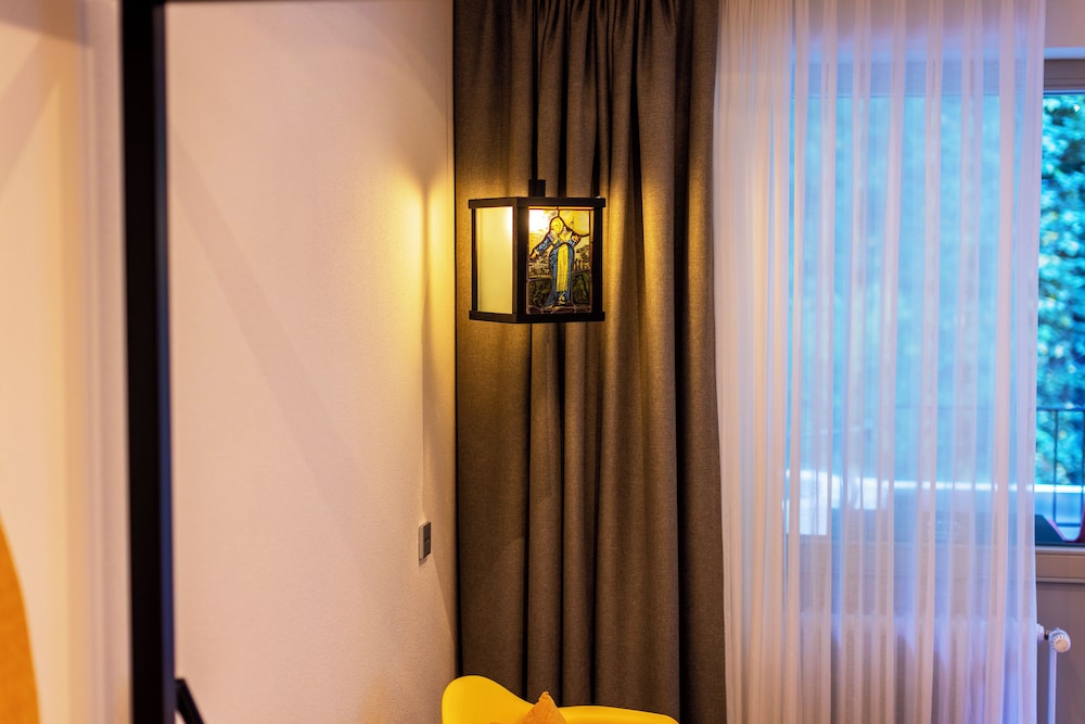 Deluxe Double Room, Balcony - Photo 13