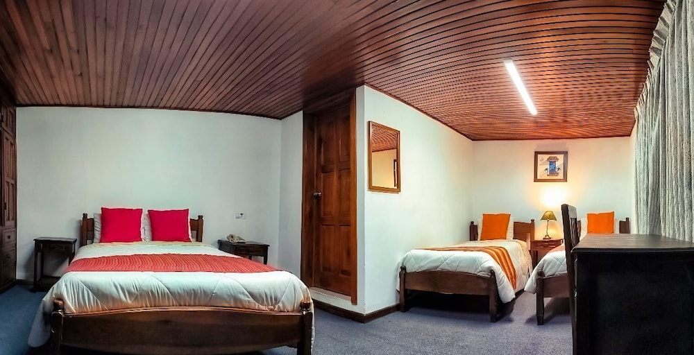 Classic Quadruple Room photo 1