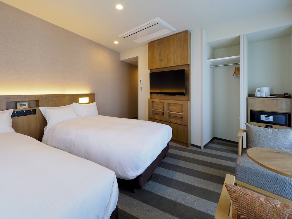 Deluxe Plus Twin Room, Non Smoking - Photo 2