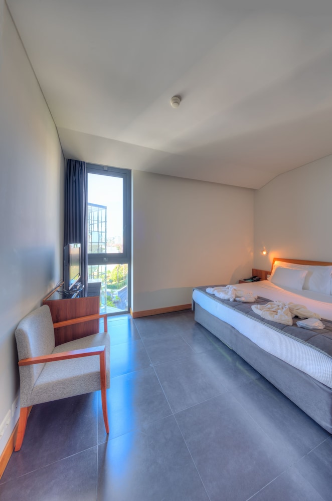 Suite, Ocean View - Photo 3