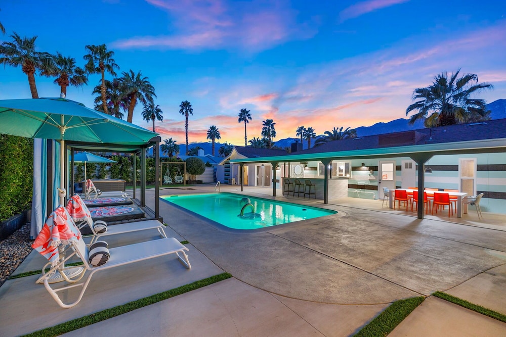 The Ritz - Luxury Home With Pool Speakeasy Bar, Billede 4