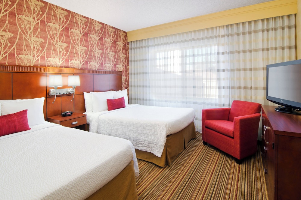 Suite, Multiple Beds photo 1