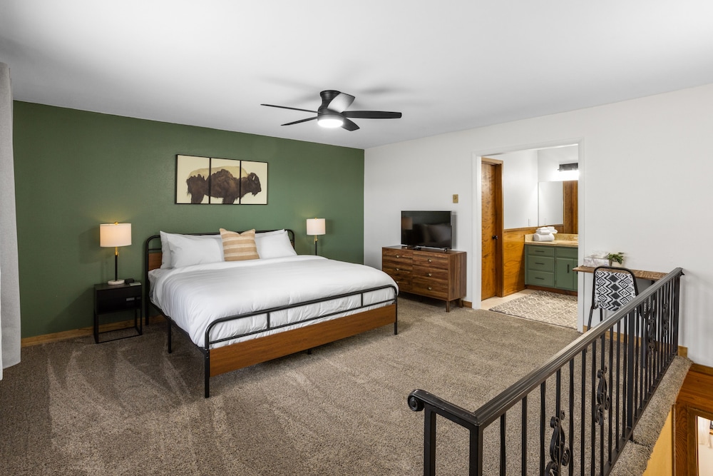 Basic Townhome photo 3