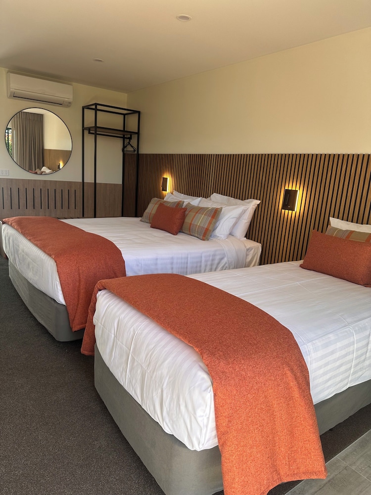 Luxury Double or Twin Room photo 2