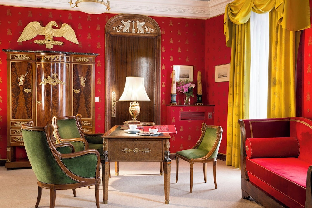 Signature Junior Suite