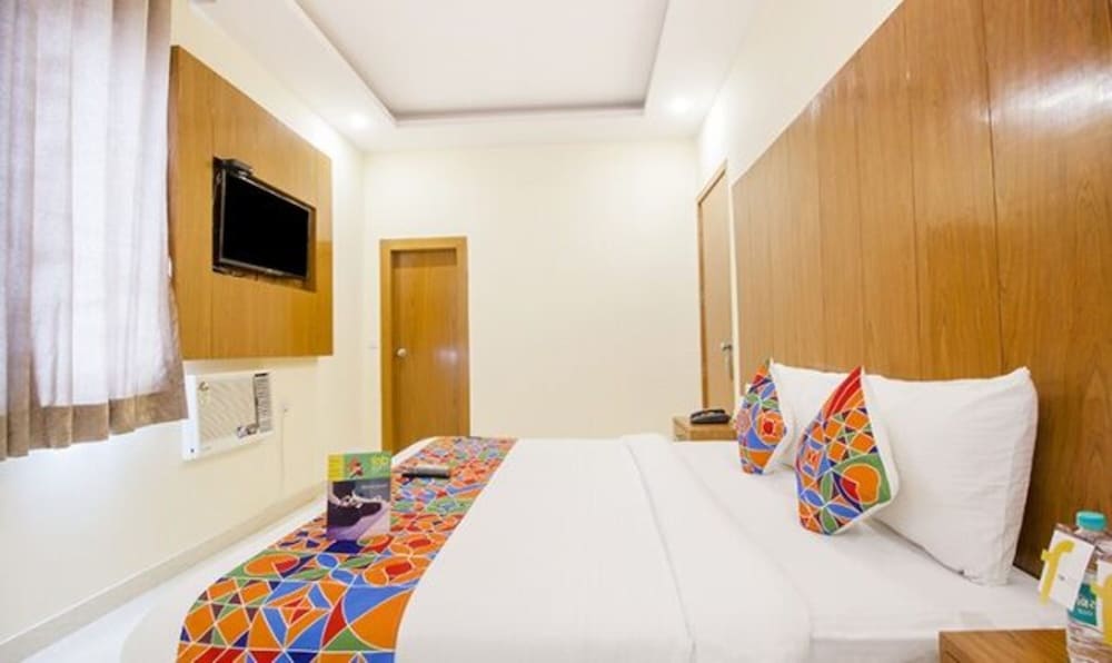 Deluxe Room - Photo 4