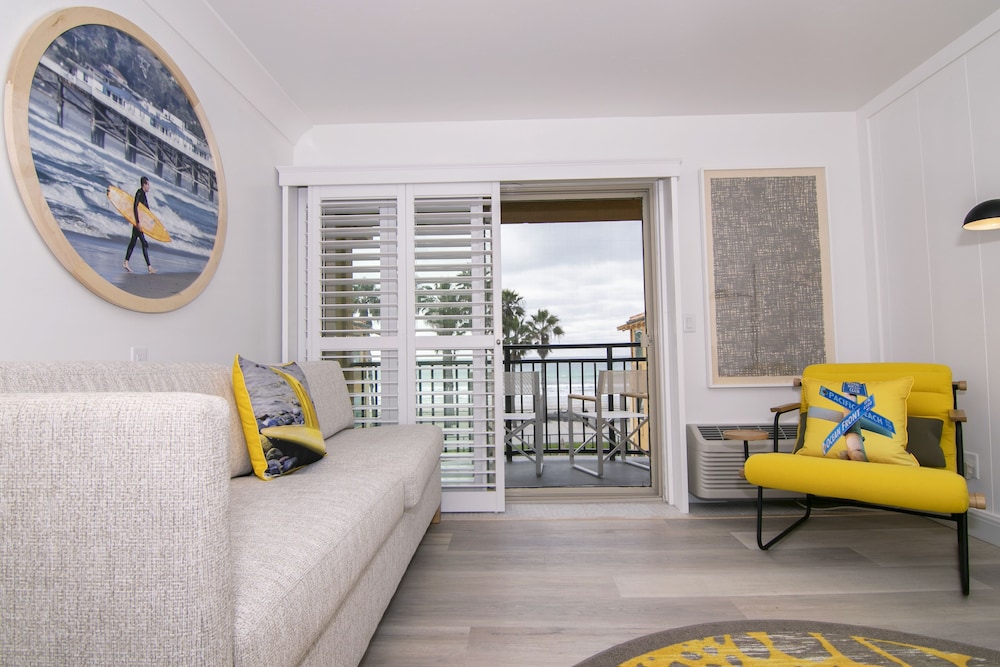 Standard Single Room, 1 Bedroom, Oceanfront - Photo 5