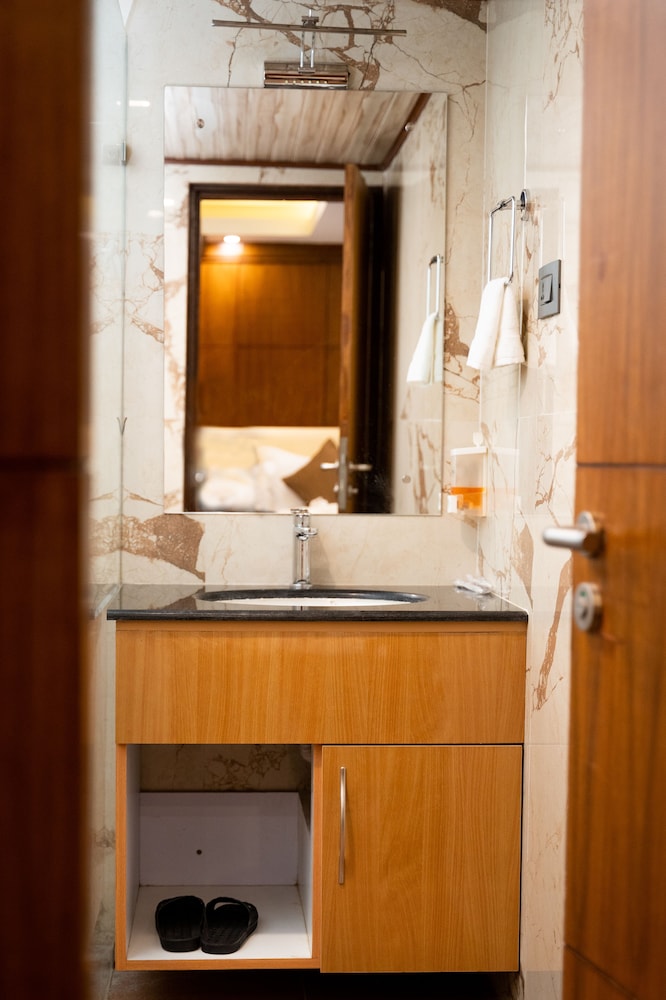 Deluxe Triple Room - Photo 6