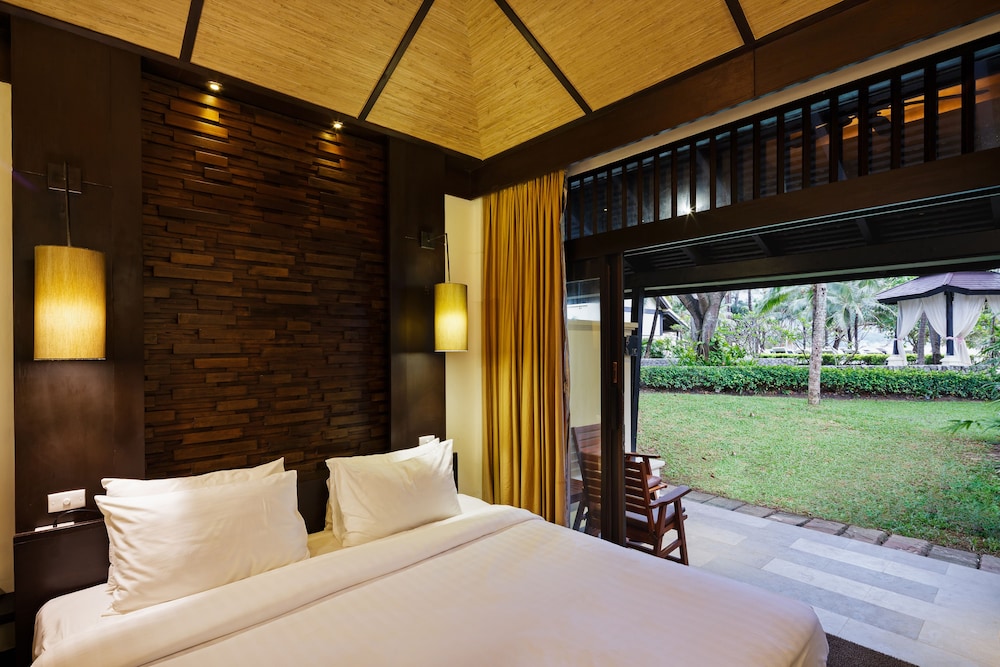 Superior Room, Sea View - Photo 8