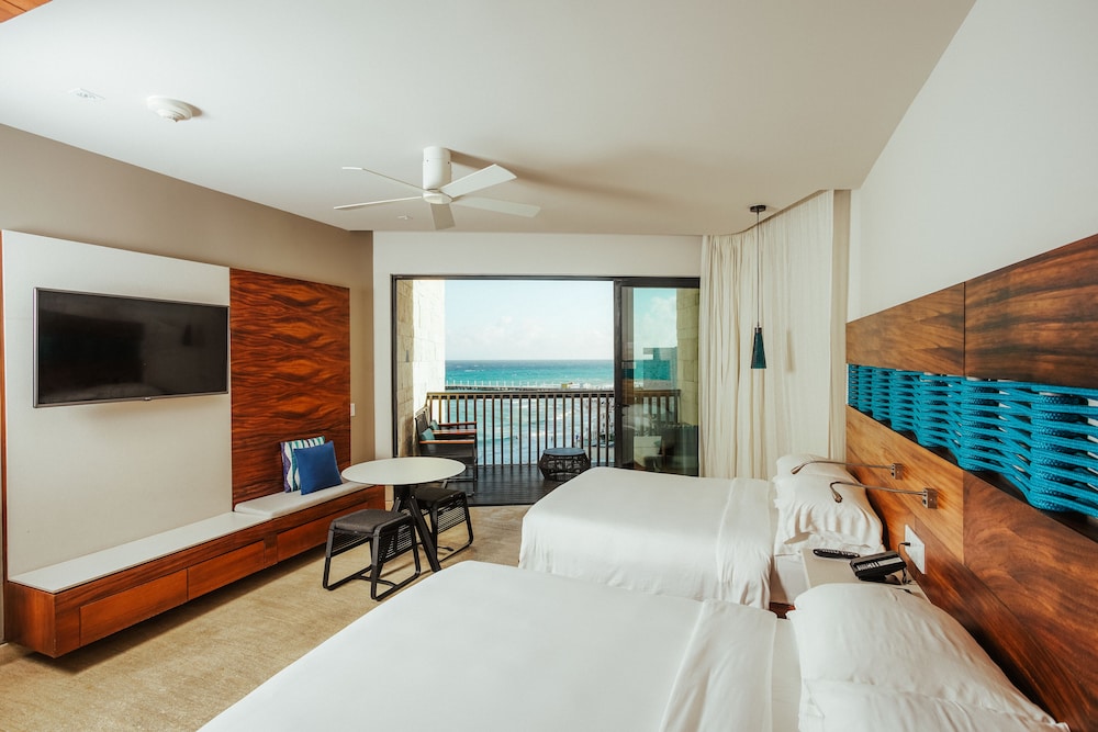 Ocean View Room With 2 Queen Beds