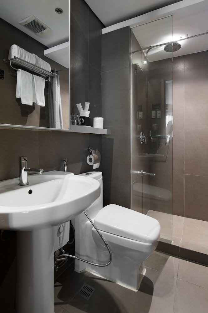 One Bedroom Deluxe photo 3