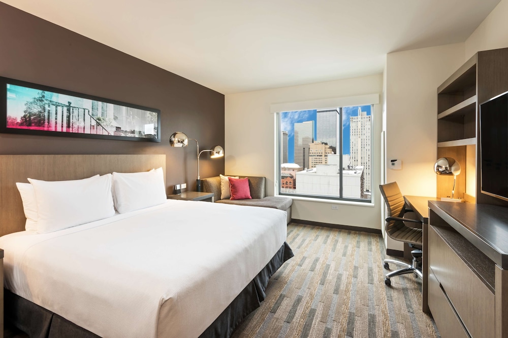 Room, Accessible (King Den)