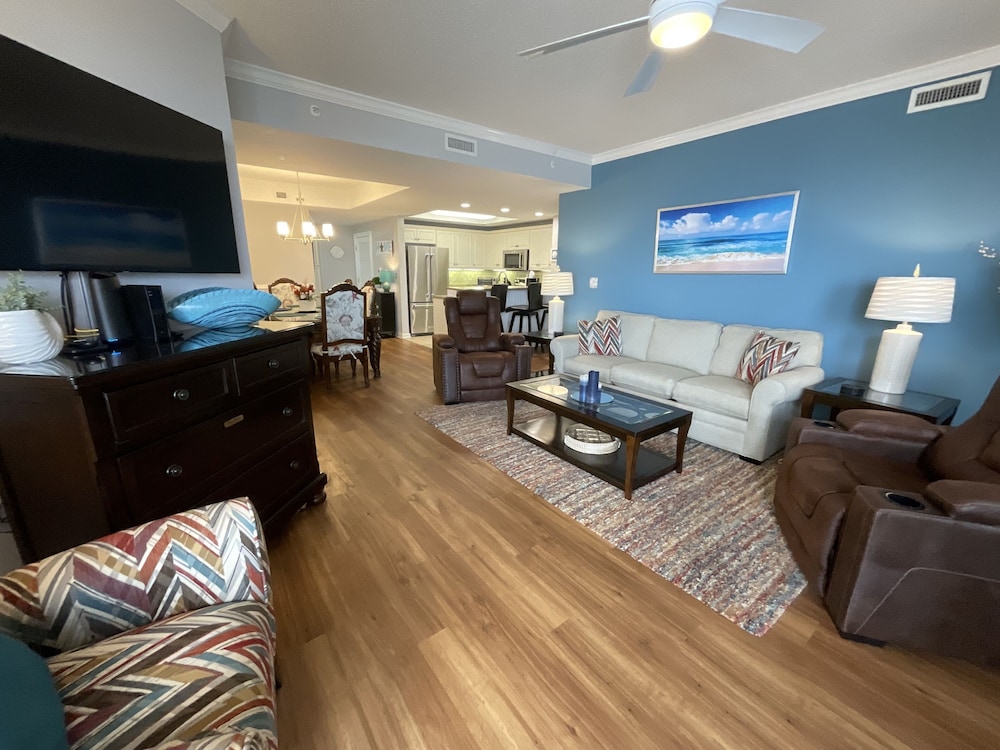 Condo, 3 Bedrooms