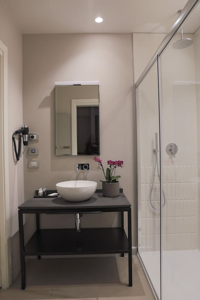 Standard Room - Photo 3