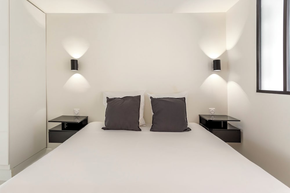 Apartment, City View