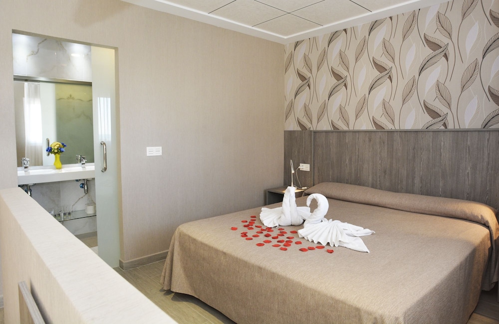 Junior Suite - Photo 7