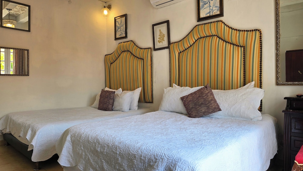 Standard Room with Private External Bathroom photo 1