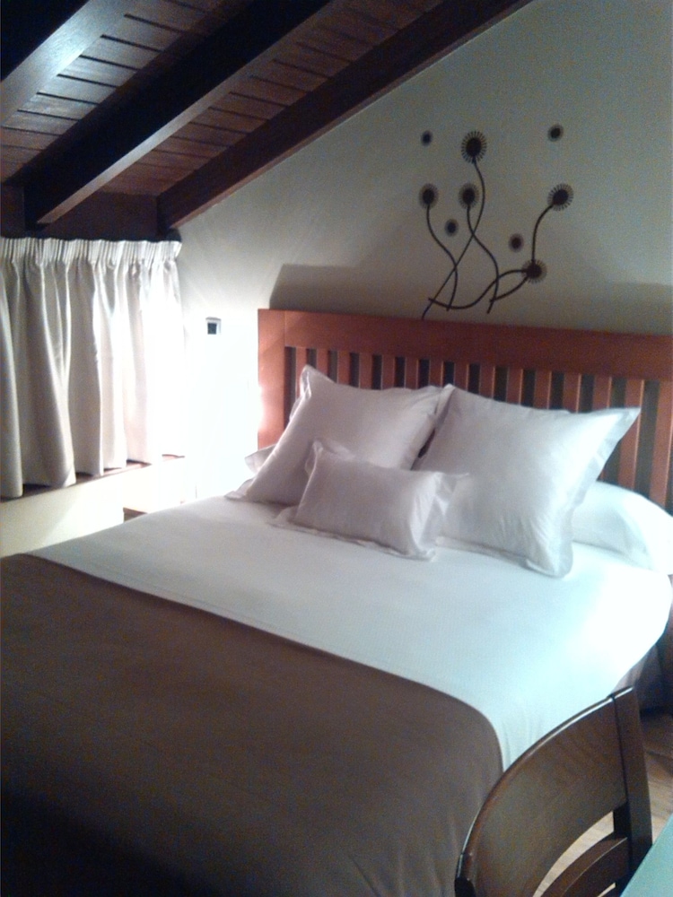 Superior Double or Twin Room - Photo 1