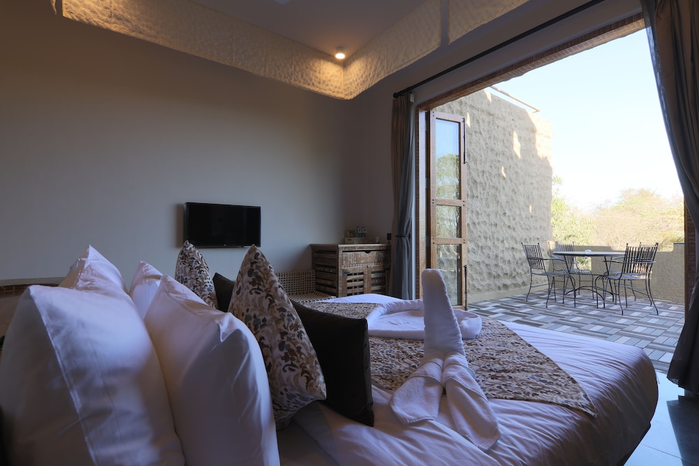 3102 Suite With Jacuzzi & Deck(Sleeps 4) - Photo 12