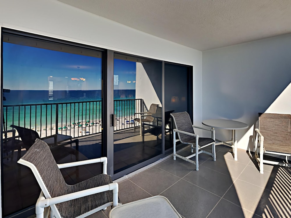 Condo, Multiple Beds, Balcony, Ocean View (0 - No Pets Allowed) photo 2