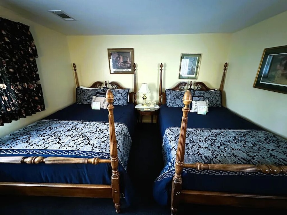 Family Room photo 1